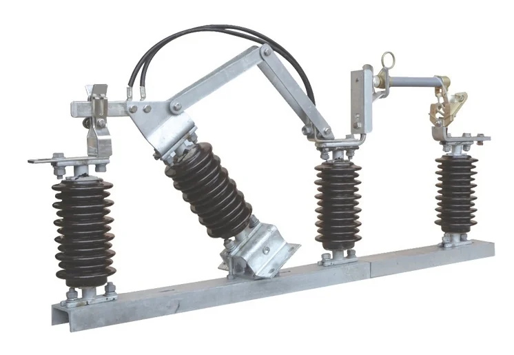 Outdoor air break switch with fuse option for protection and isolation