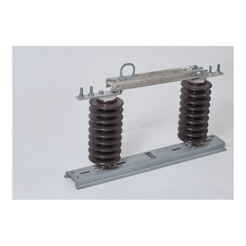 Porcelain single-pole isolation switch product photo from the 33 kV material group